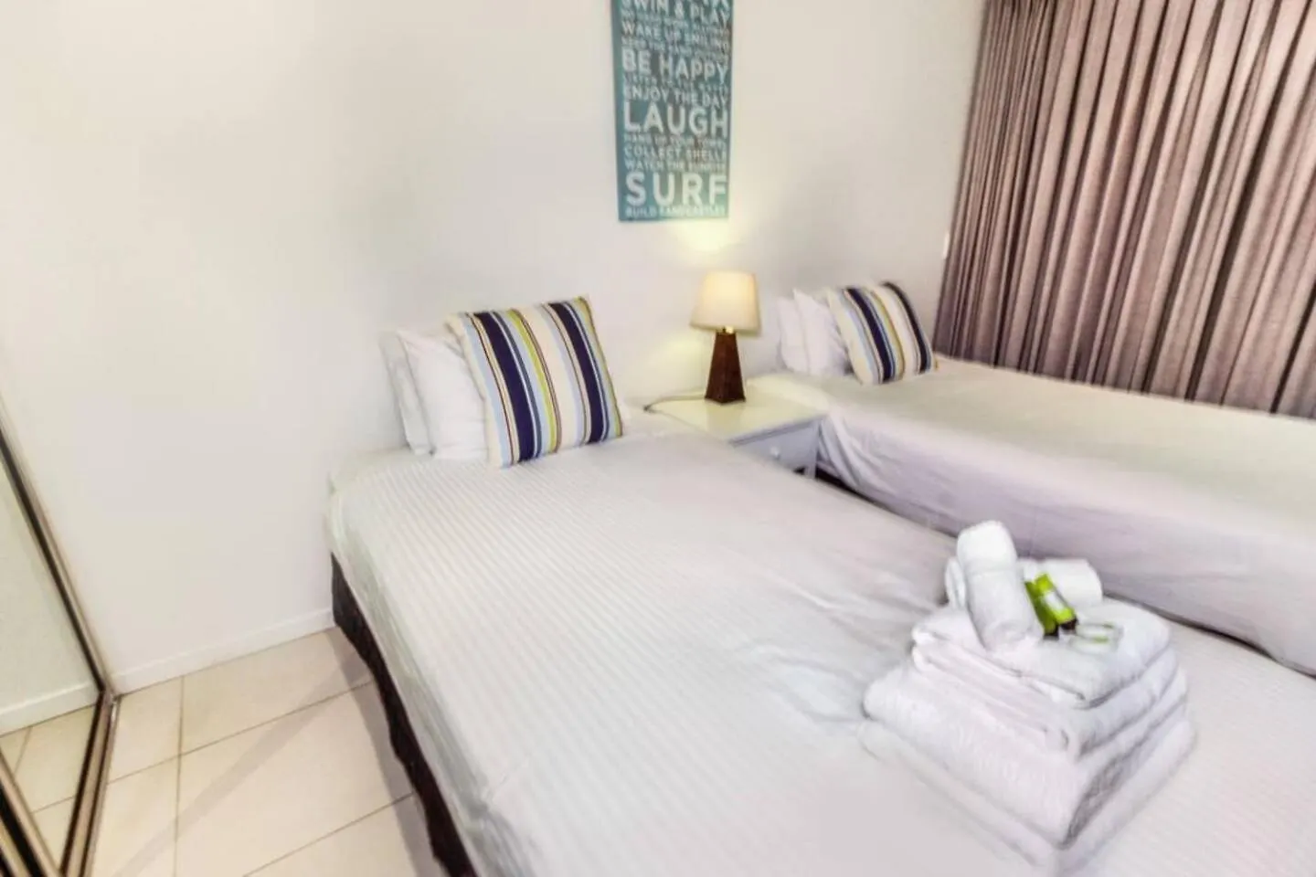 Seascape Solace - Breezy Waterfront Bliss Palm Cove Apartament