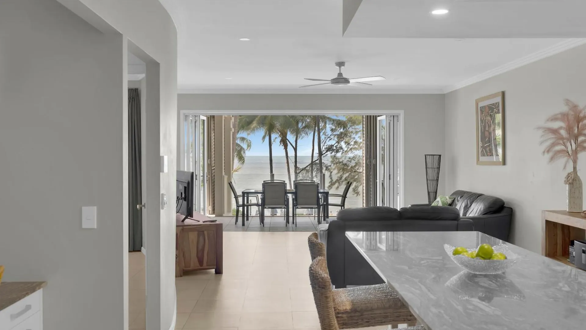Appartement Seascape Solace - Breezy Waterfront Bliss Palm Cove Australie